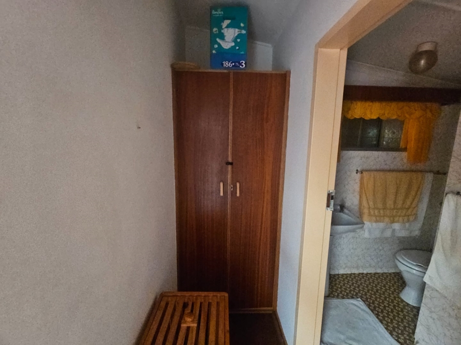 5 Bedroom Property for Sale in Panorama Free State